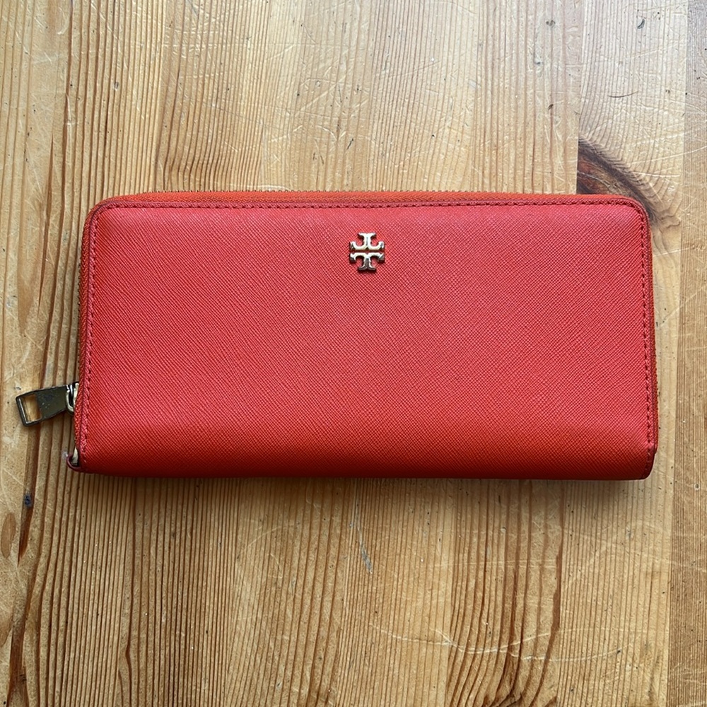 Tory Burch Orange Saffiano Leather Robinson Zip Wristlet Wallet
